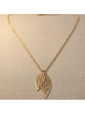 Delicate Gold Tone Double Filigree Leaf Pendant Necklace Long Chain